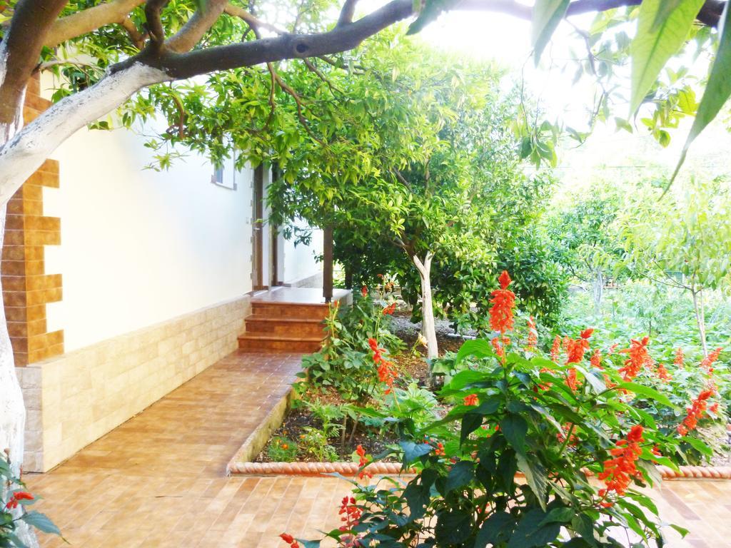 Vila Altini Borsh Exterior foto